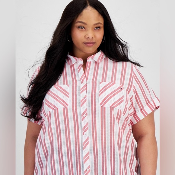 Tommy Hilfiger Tops - NWT Tommy Hilfiger women’s plus size 2X camp shirt